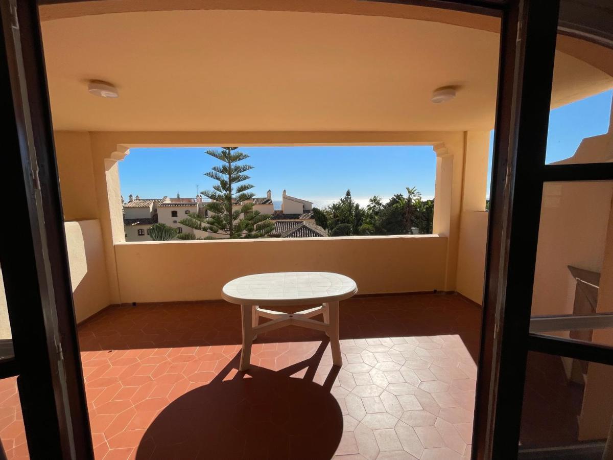 מארבלה Apartamentos El Toro מראה חיצוני תמונה