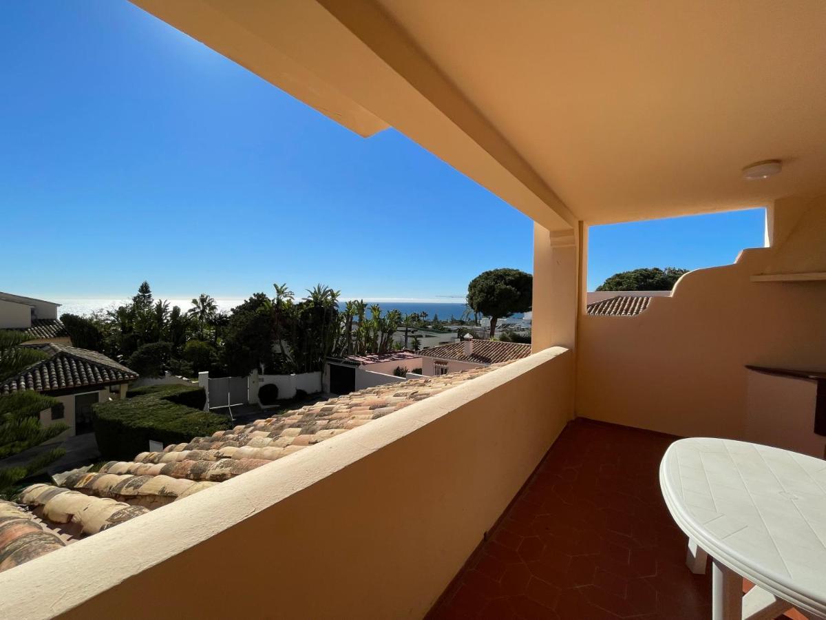 מארבלה Apartamentos El Toro מראה חיצוני תמונה
