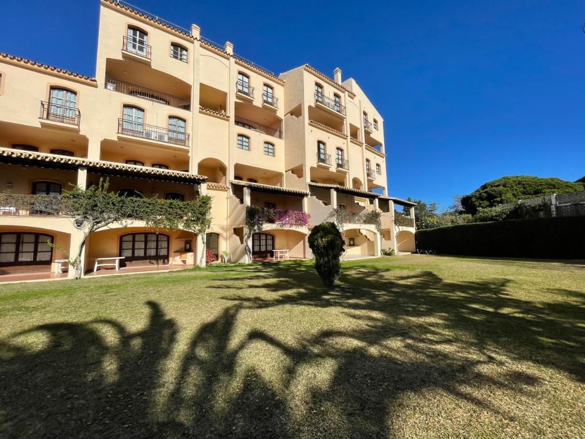 מארבלה Apartamentos El Toro מראה חיצוני תמונה