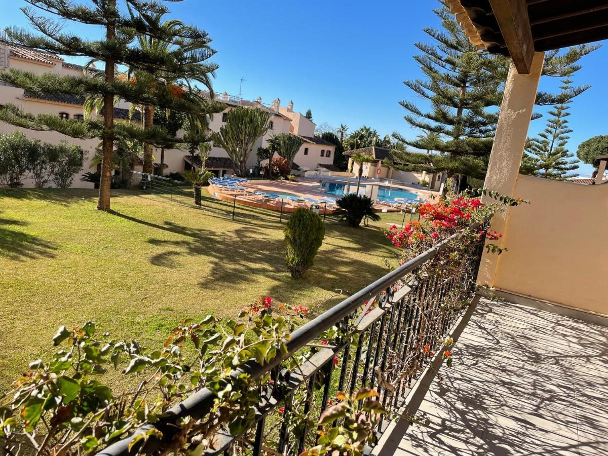 מארבלה Apartamentos El Toro מראה חיצוני תמונה