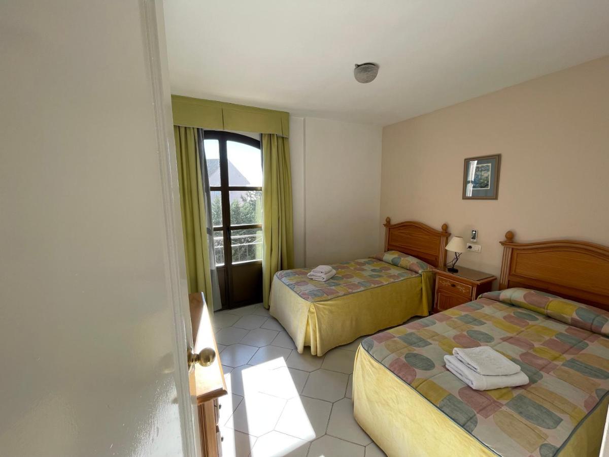 מארבלה Apartamentos El Toro מראה חיצוני תמונה