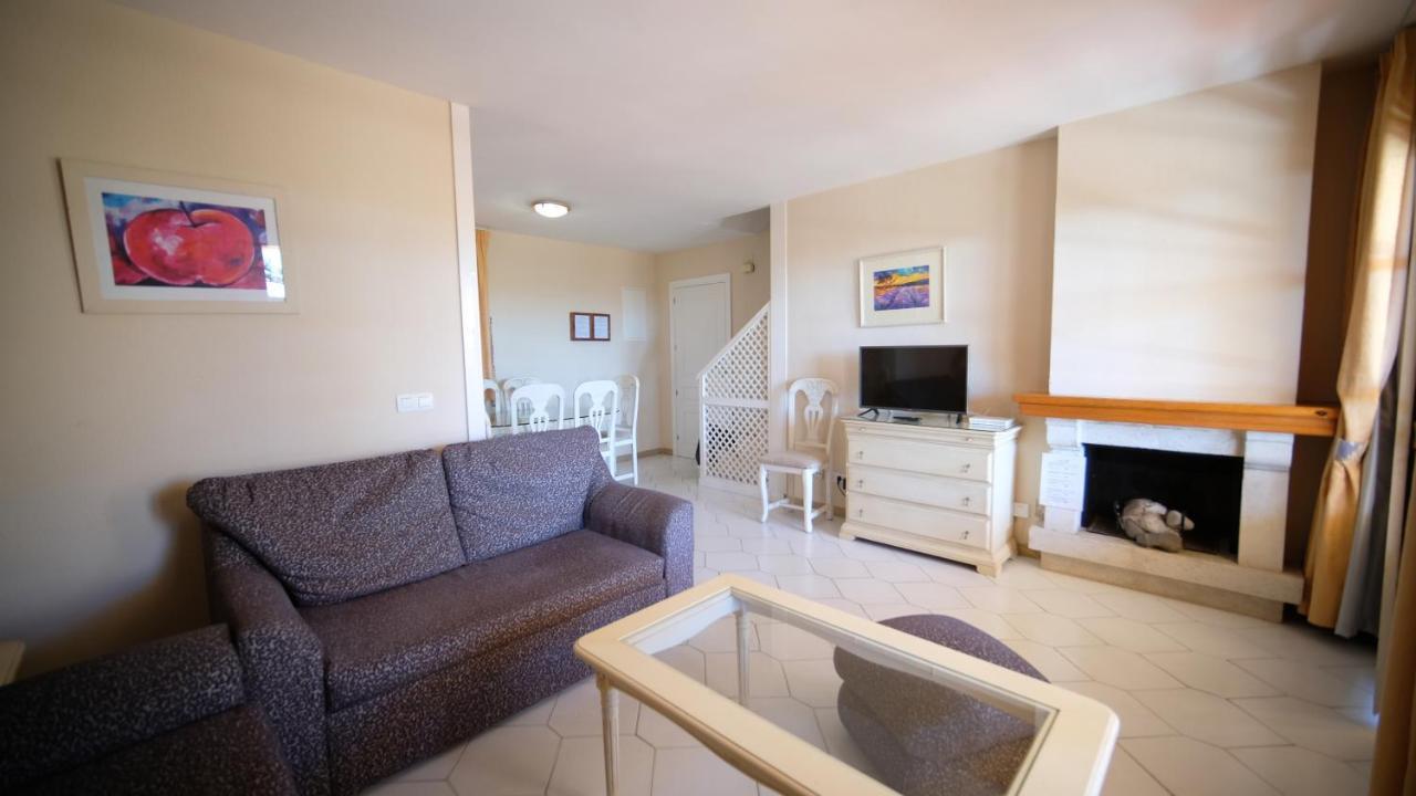 מארבלה Apartamentos El Toro מראה חיצוני תמונה