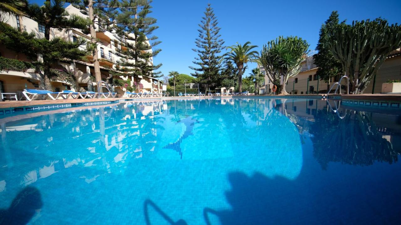 מארבלה Apartamentos El Toro מראה חיצוני תמונה