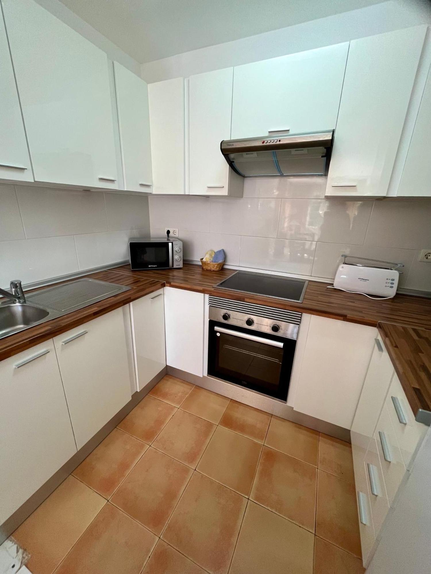 מארבלה Apartamentos El Toro מראה חיצוני תמונה